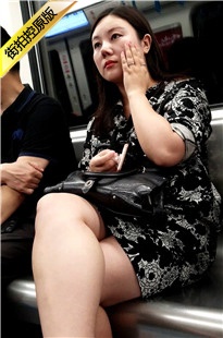 4K-地铁上的丰满美眉[1.4G/MP4]