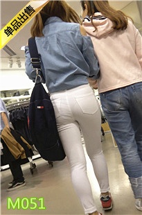 4K- 街拍白色紧绷牛仔裤饱满翘臀美女M051[845M]