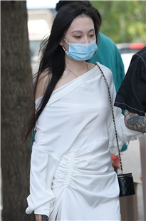 街拍凉拖美腿小姐姐3A7539[1.8G]