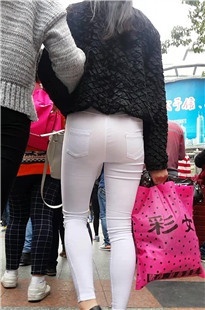 逛街极品白裤MM [857M/MP4]