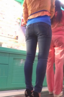 高跟紧牛有点性感风sao啊[590M/M2TS]