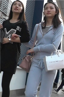 【幽明作品】贴身软体裤套装美女OL[MP4/872MB]