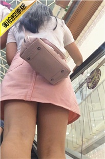 商场白色高跟粉色短裙长发美眉[255M/MOV]