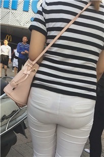 白色透光紧身薄裤丰满圆臀MM[255M/MOV]