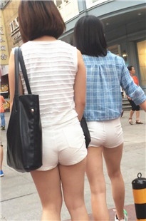 两个白热裤妹子手拉手[260M/MOV]