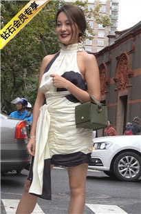 4K-短裙长腿街拍高跟美女DJ298[1.19G]