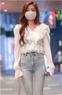 身材超好的牛仔裤翘屯美女3A4265[4.69G]