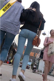 跟拍浅牛长腿美女[564M/AVI]