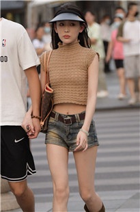 热裤长靴美女3A4675[2.65G]