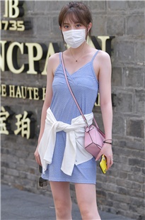 搭讪白皙美腿玉足小姐姐3A2257[901M]