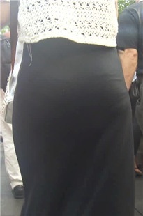 魅力长裙翘臀身材美眉[278M/MP4]