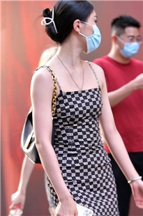 吊带裙穿搭～无水印原视频3A8039[670M]