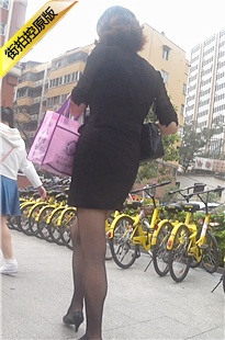 4K-街拍黑丝高跟包臀短裙白领OL[1.44G/MP4]