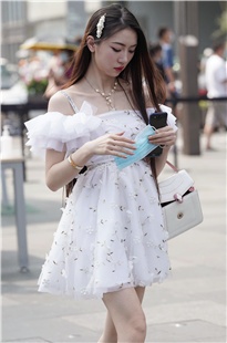 一身贵气的小仙女3A2089[611M]