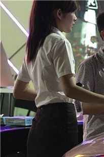 车展性感高跟制服美MM[219M/MP4]
