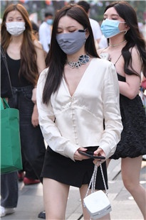 白皙美腿凉高美女3A8072[3.22G]