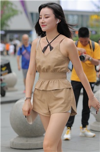 艳若桃李的小姐姐3A3055[351M]