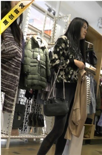 【幽明作品】性感包臀紧身运动裤美女[MP4/784MB]