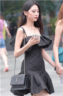 短裙小姐姐3A2678[944M]