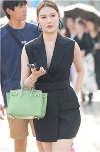 性感女郎，高光时刻【套图+视频】3A6785[2.92G]