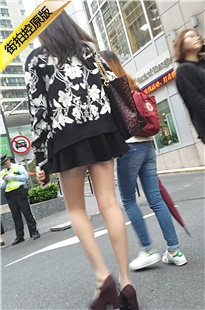 街拍高挑身材极品肉丝MT美女[638M/MP4]
