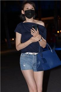 真心大长腿轻熟荏萋3A5172[2.5G]