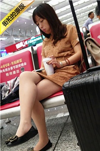 等车的连衣裙肉丝黑皮鞋MTMM[537M/MP4]