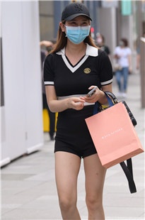 热裤长腿小姐姐3A4878[1.54G]