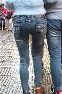 极品宽臀深沟牛仔裤小妹第二季[545M/MOV]