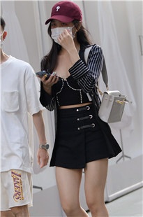 这款鞋子挺特别的3A5796[2G]