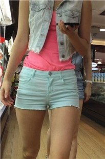 街拍长腿热裤老外第一季[264M/MOV]