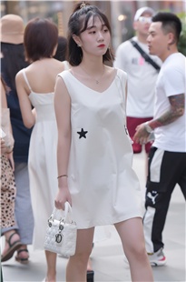 好甜的小姐姐3A1675[1.37G]