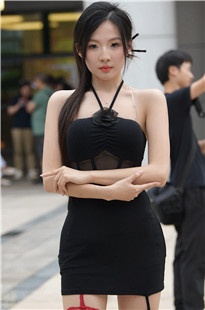 白皙大长腿美女【套图+视频】3A9006[4.6G]