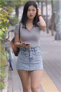 牛仔短裙美女MJ2846