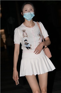 别听反方向的钟 有姐会温暖你的冬3A7682[1.44G]