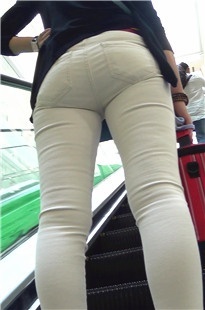 丰满的白裤熟妇[139M/MTS]