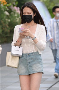 热裤美腿小仙女3A8064[2.51G]