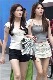 美腿爱穿拖鞋俩闺蜜3A7926[1.45G]