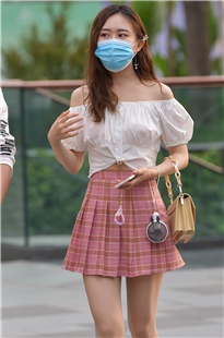 乖巧的肉丝美腿女友3A2278[595M]