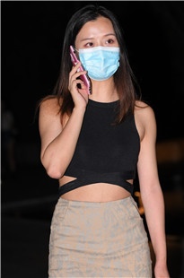 裙裤大白腿女子3A9055[3.54G]