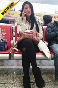 4K-高铁站候车室的黑丝修长MT长发漂亮美眉[848M/MP4]