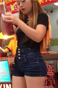 【带子狼原创作品】丰臀美眉小店长[MP4/3GB]