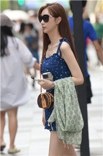 这双又白又长的美腿3A6819[2.01G]