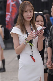 气质白色长款连衣裙美女3A3468[1.12G]