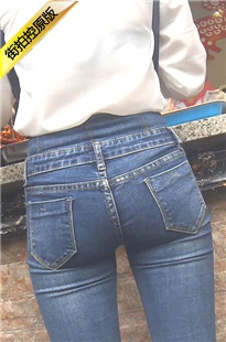 蓝色牛仔裤翘臀美女就是好看[339M/MP4]