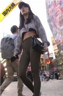 极品浅绿紧身瑜伽裤彰显美好身材[MP4/2GB]