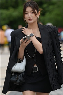 大长腿长靴小仙女【套图+视频】3A7979[2.62G]