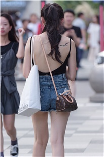 热裤美女3A1603[1.23G]