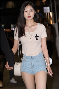 热裤长腿女友3A4861[2.94G]