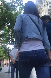 跟拍蓝牛紧臀MM[164M/MP4]